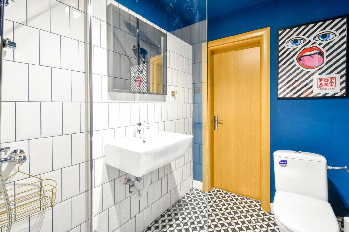 Super Fresh! 3Bdr Apartment In Sofia Center'S Artistic Area エクステリア 写真