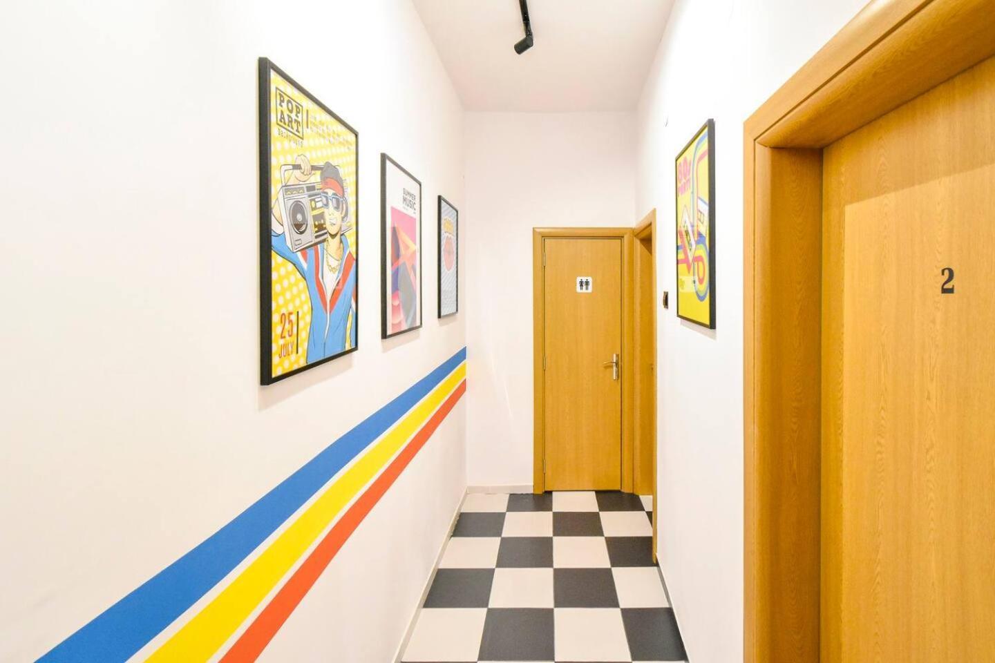 Super Fresh! 3Bdr Apartment In Sofia Center'S Artistic Area エクステリア 写真